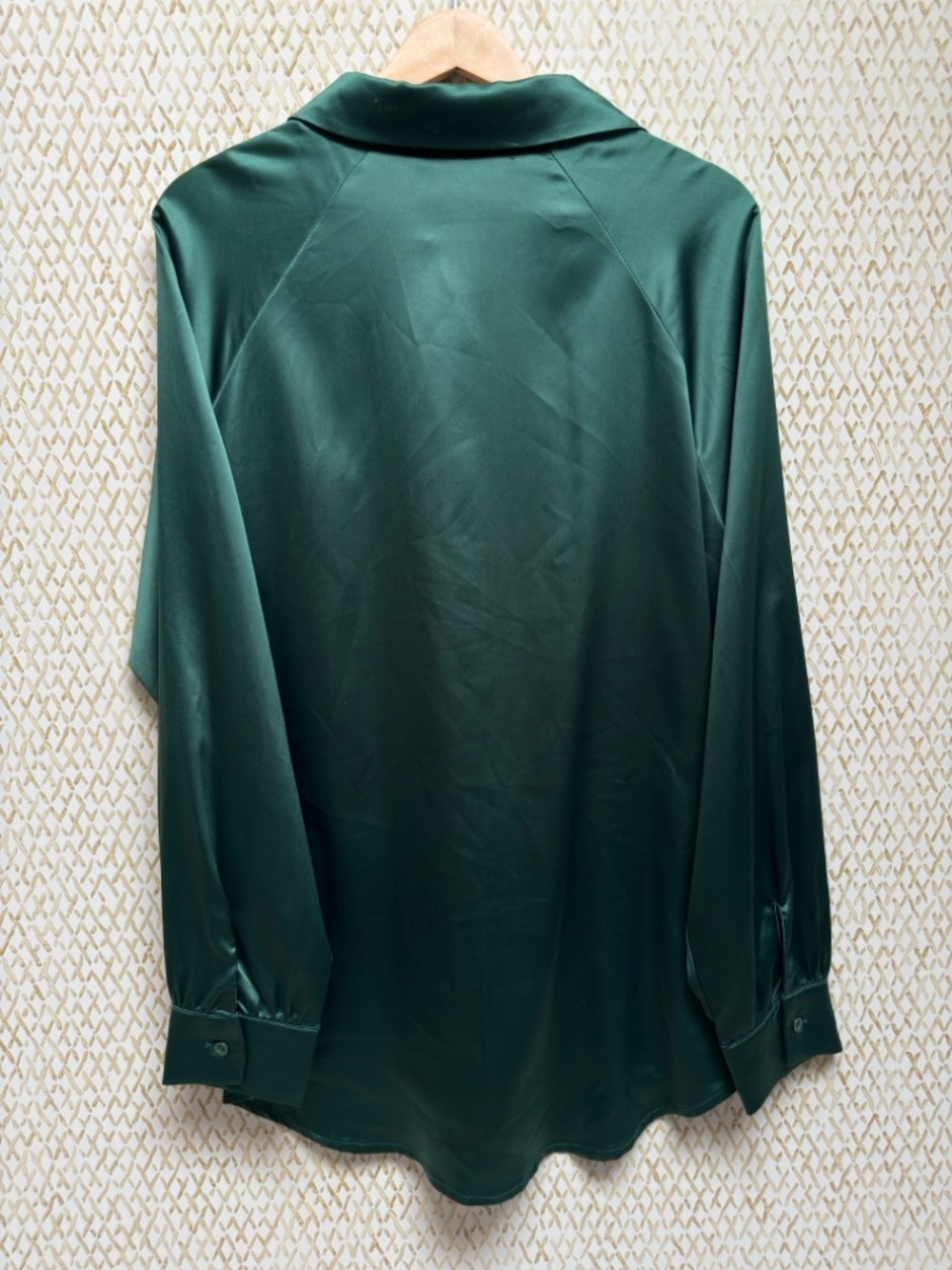 HYFVE Satin Button Down Shirt Forest Green Oversized Silky Blouse Size L - Picture 3 of 9